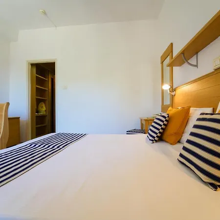Üdülőközpont Le Acacie 4*