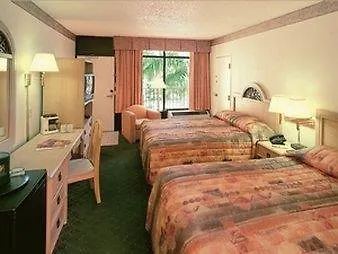 Üdülőközpont Le Acacie 4*