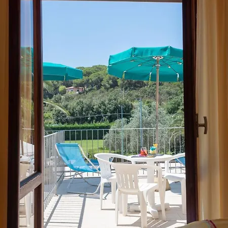 Üdülőközpont Le Acacie 4*